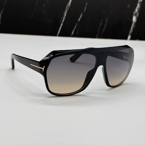 NEW TOM FORD TF908 01B WOMEN SUNGLASSES TOM FORD HAWKINGS-02 FT0908/S - Picture 7 of 11